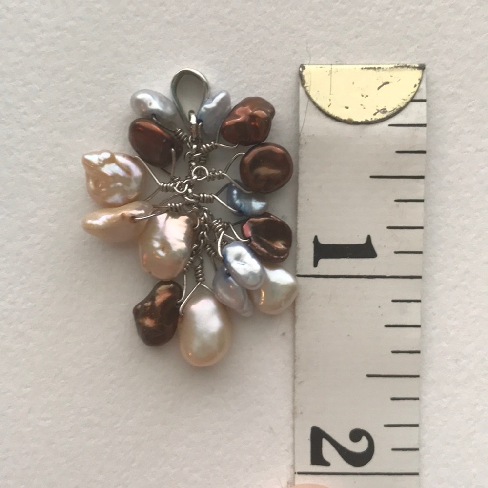 **3/$15**  Pearl cluster pendant